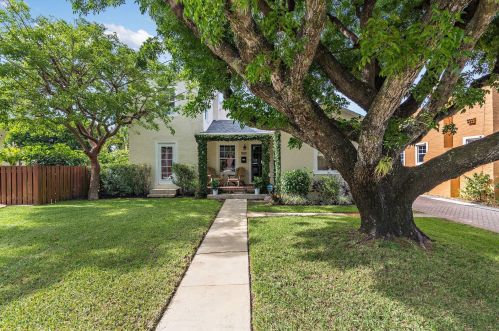 325 Monroe Dr, West Palm Beach, FL 33405-1927