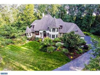 150 Foxgayte Ln, Pottstown, PA 19465-8541
