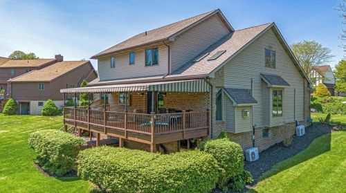 125 Cambridge Pl, Somerset, PA 15501-4532