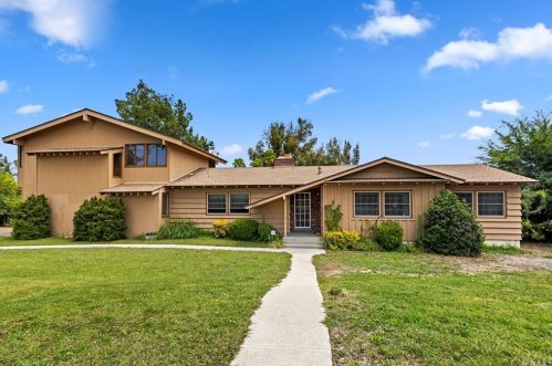 2912 San Juan Dr, Fullerton, CA 92835-1755