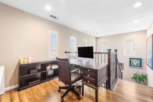 5284 Gramercy Cir, Fairfield CA  94533-6680 exterior