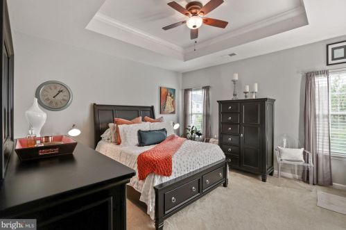 2355 Merseyside Dr, Woodbridge VA  22191-6568 exterior