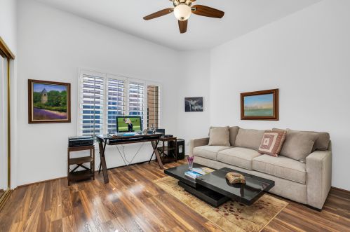 94 Kavenish Dr, Rancho Mirage CA  92270-3247 exterior