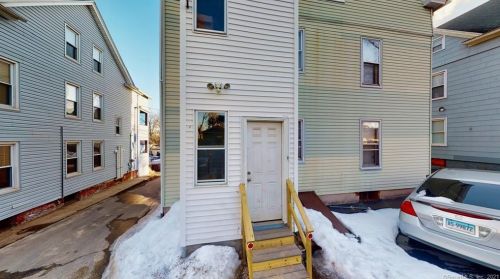 546 Church St, New Britain CT  06051-2313 exterior