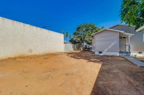 616 Hollister St, San Diego, CA 92154-4725