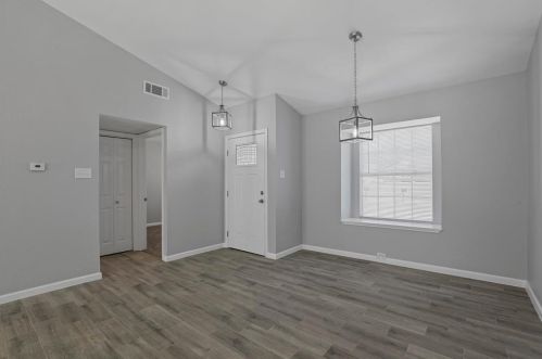 1731 Eastcliff Dr, Dallas TX  75217-1258 exterior