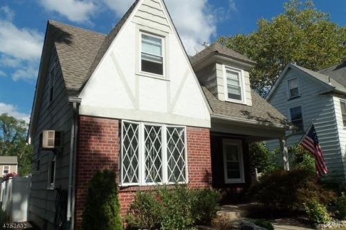 613 Harrison St, Rahway, NJ 07065-3509