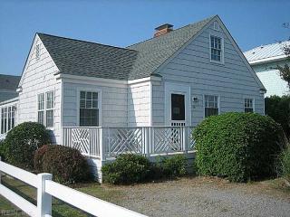 114 54th St, Virginia Beach VA  23451-2318 exterior