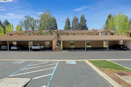 4655 Nicol Cmn, Livermore CA  94550-7732 exterior