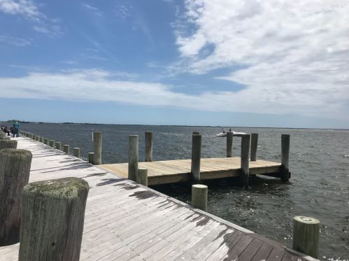 755 Hancock Pl, North Lindenhurst NY  11757-6904 exterior