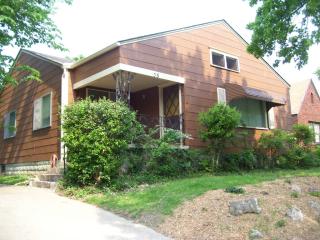 56 Wheeling Ave, Tulsa OK  74104-1415 exterior