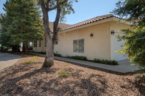 6541 Chesbro Cir, Rancho Murieta CA  95683-9235 exterior