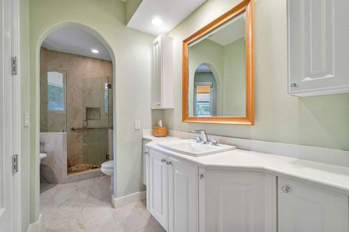 5310 Boca Marina Cir, Boca Raton FL 33487-5221 exterior