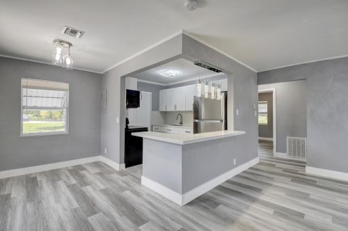 518 2nd St, Boynton Beach, FL 33435-3834