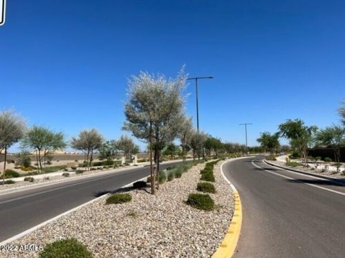 15962 Electra Ln, Sun City AZ 85387-2027 exterior