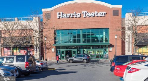 12158 Chancery Sta Cir, Herndon VA 20190-5803 exterior