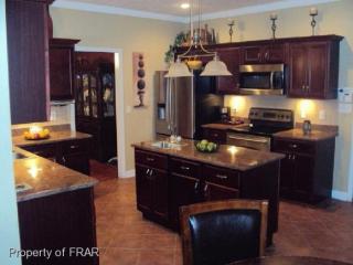 11 Person Ct, Spring Lake NC  28390-1681 exterior