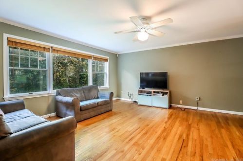 13 Rajcula Farm Rd, Brookfield Center CT  06804-1200 exterior