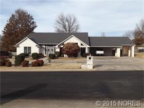 2711 King Ave, Sallisaw, OK 74955-5444