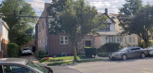 218-44 101st Ave, Jamaica, NY 11429-1025