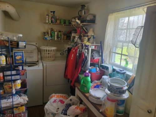 749 Brooklyn Mountain Rd, Hopatcong NJ  07843-1700 exterior