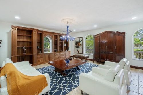 6511 Sable Rdg Ln, Naples FL 34109-3868 exterior