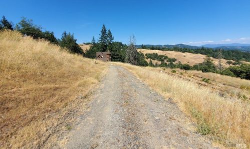 3440 Second Gate Rd, Willits CA  95490-5823 exterior