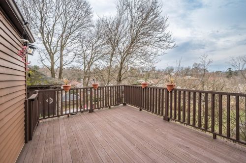 265 Cedar Blvd, Pittsburgh PA  15228-1315 exterior