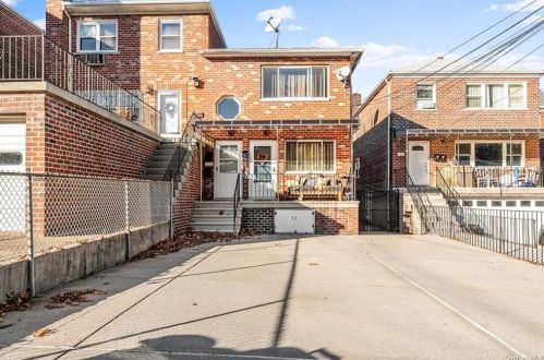 1285 Neill Ave, Bronx, NY 10461-1733