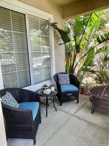 28567 Silverking Trl, Santa Clarita, CA 91390-5248