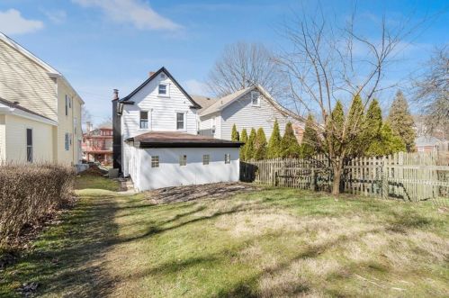 430 8th St, Oakmont PA  15139-1321 exterior