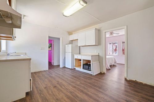 210 Cherry St, Lodi CA  95240-4804 exterior