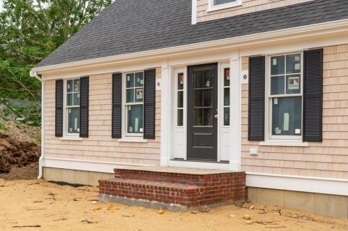 91 Deer Meadow Ln, Chatham, MA 02633-1212