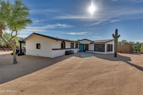 7035 Davis Rd, Scottsdale, AZ 85266-3199