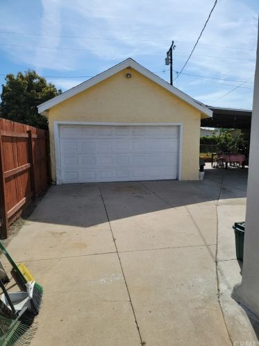 8170 San Luis Ave, South Gate CA 90280-4740 exterior