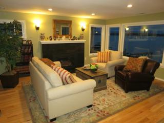 1116 Lakeside Ave, Seattle WA  98144-3324 exterior