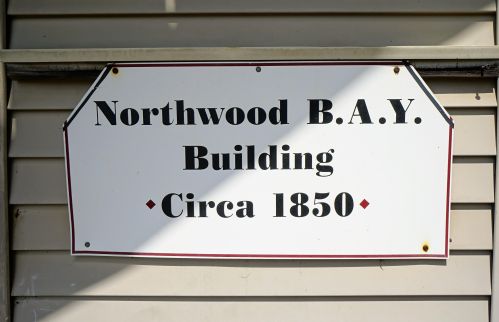 1273 1 Nh Tpke, Northwood NH  03261-3408 exterior