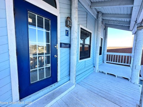 1365 Courtenay Pkwy, Merritt Island, FL 32953-4405