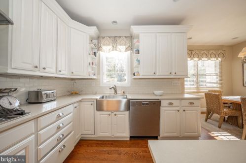 825 Bryn Mawr Ave, Newtown Square PA  19073-4333 exterior