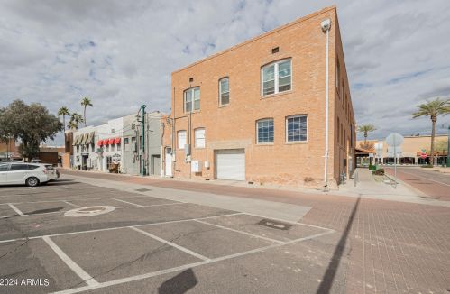 39 Main St, Mesa AZ  85201-7307 exterior