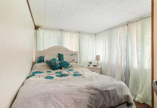 454 Chestnut St, Nelsonville OH  45764-1427 exterior