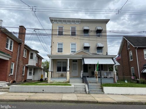 416 Vine St, Pottstown, PA 19464-6532
