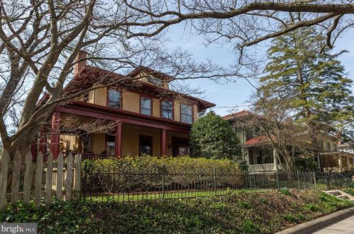 3704 Morrison St, Washington, DC 20015-1734