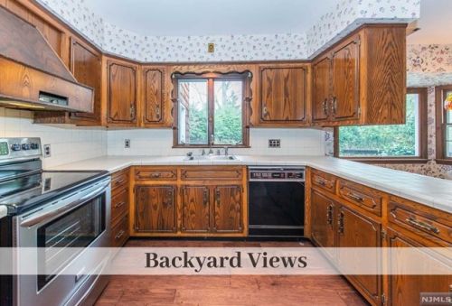 170 Lowell Rd, Ridgewood NJ  07452-1234 exterior