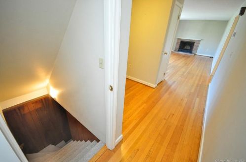 55 Foster Ln, Windsor CT exterior