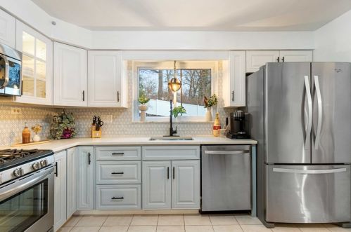 816 7th St, Oakmont PA  15139-1429 exterior