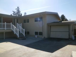 2406 207th Pl, Lynnwood, WA 98036-7854
