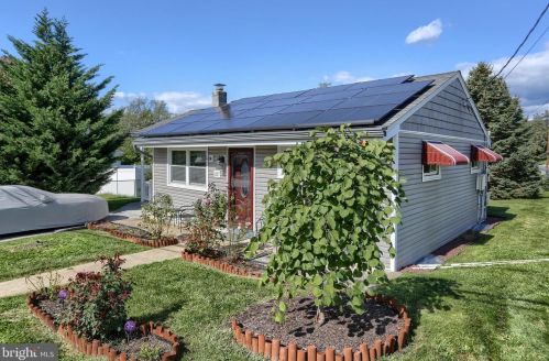 337 Perry St, West Enola PA  17025-2542 exterior