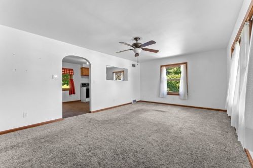 235 High St, New Wilmington, PA 16142-1116