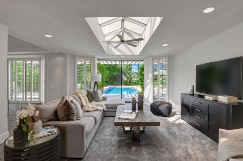 6 Eaton Ct, Rancho Mirage CA  92270-2561 exterior